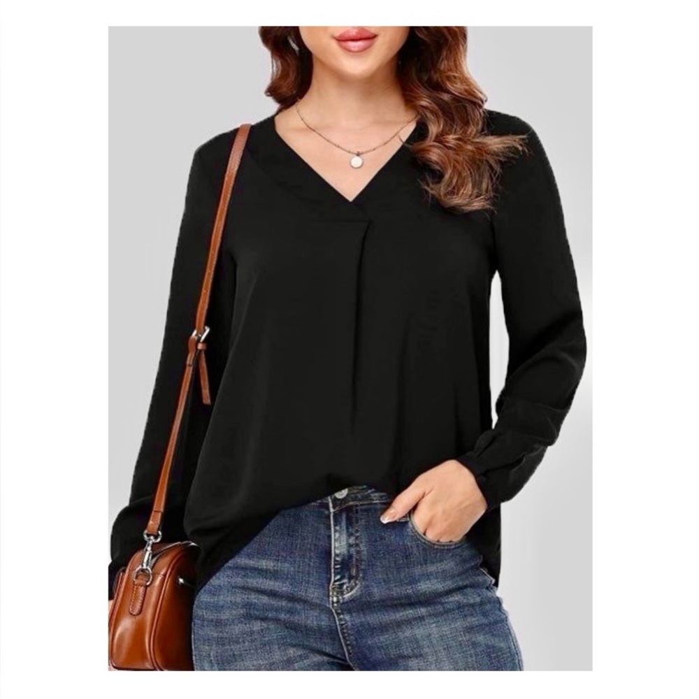 NINE WEST Tunic Top V-Neck Pullover Style in Black Oversized S fits like Medium